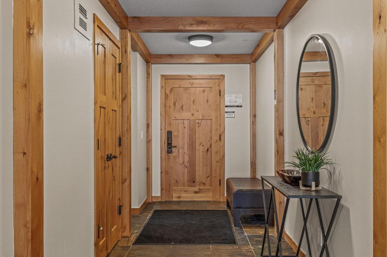 3 Bedroom Condo By Canadian Rockies Vacation Rentals Canmore Exterior photo