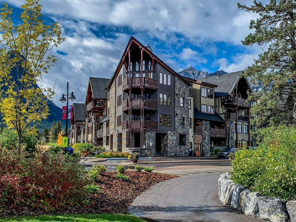 3 Bedroom Condo By Canadian Rockies Vacation Rentals Canmore Exterior photo